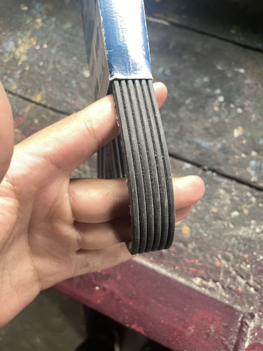 Продам ремінь генератора dayco