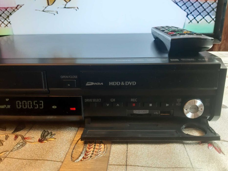 Combo Panasonic DMR-EX99V