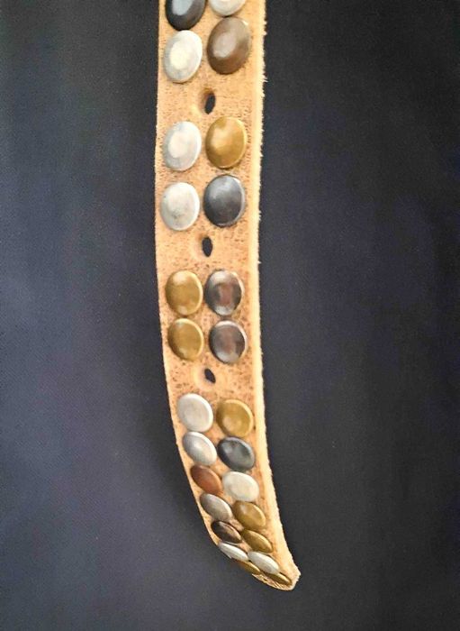 Nowy pasek – Tara, 120 cm, styl - nabijany pinezkami