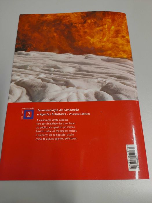 Conjunto de Cadernos de combate a Incêndios com Extintores