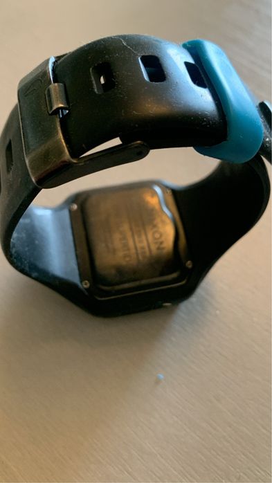 3 relogios NIXON