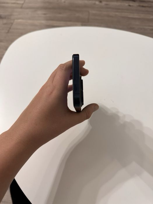 iPhone 15 pro 128 gb