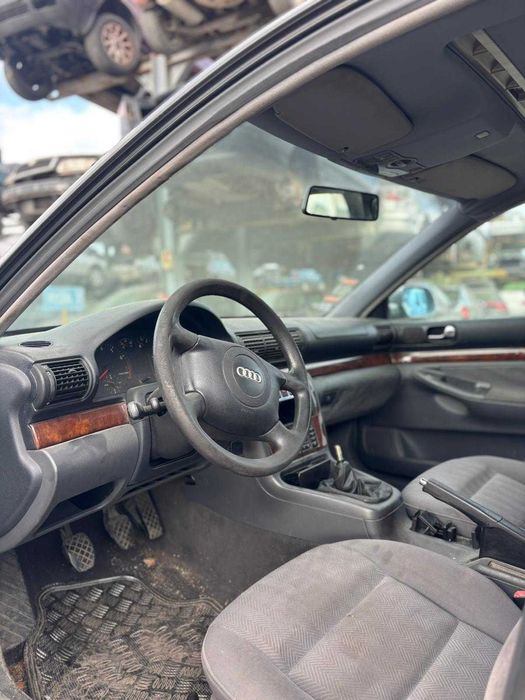 Audi A4 (B5), para Peças