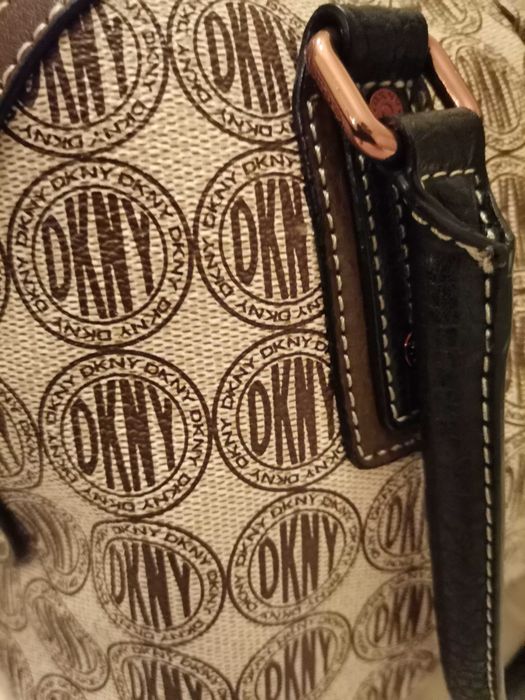 Mala DKNY branca e castanha - nova