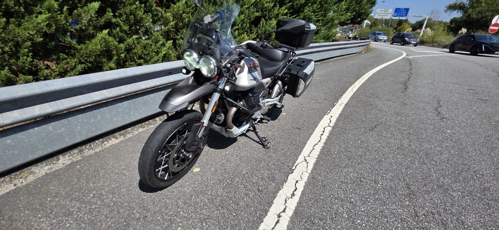 Moto Guzzi v85tt 2023 urgente