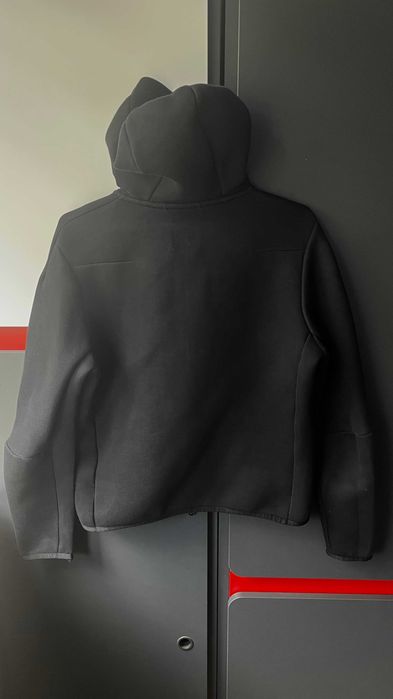 Bluza Nike Tech Fleece czarna rozpinana z kapturem r. M