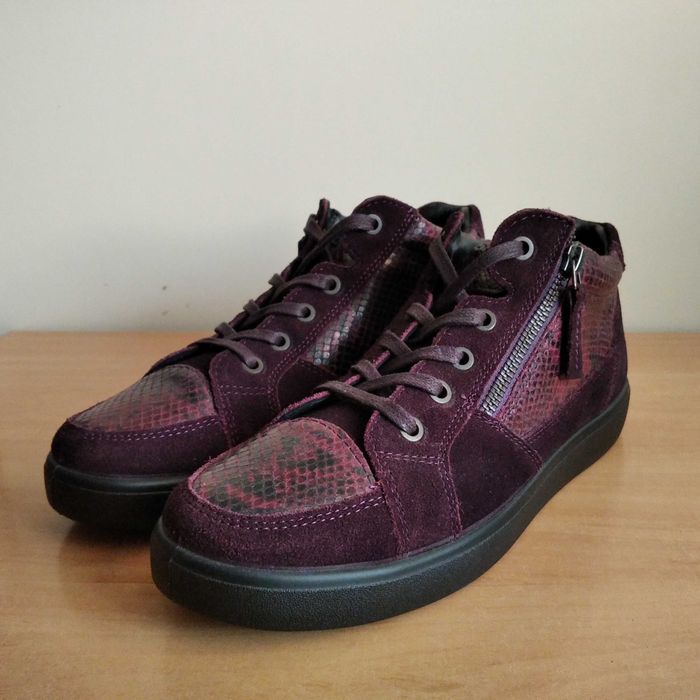 Buty damskie sneakersy HOTTER skóra naturalna roz.eu-39