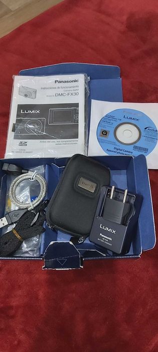 Máquina Fotográfica Panasonic Lumix DMC-FX30