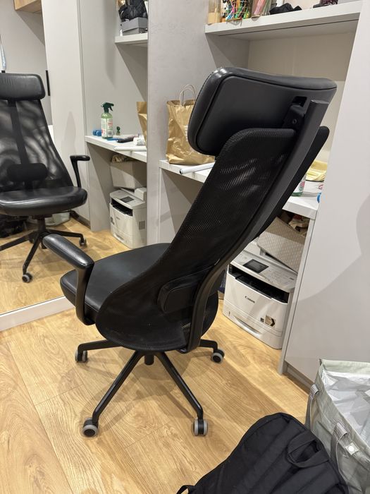 Krzeslo obrotowe ikea JARVFJALLET