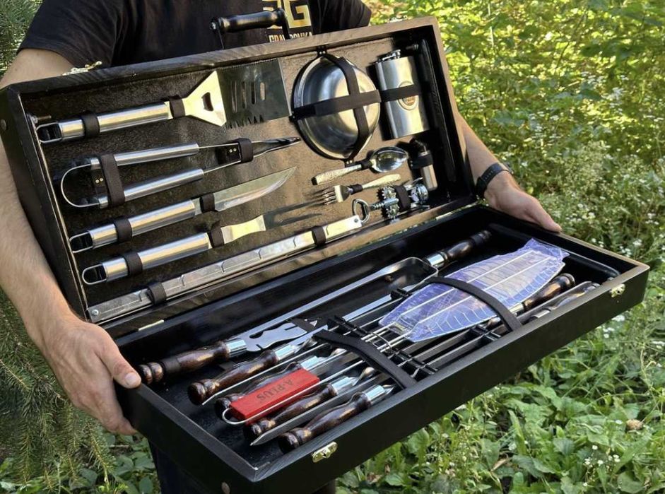 Якісний набір шампурів у кейсі! Неймовірний подарунок начальнику!