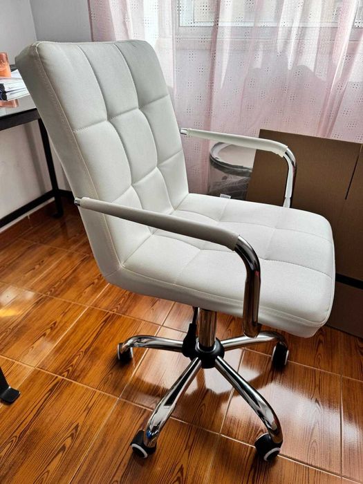 Cadeira Secretária MITSAI branca