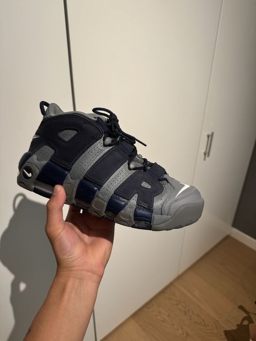 Nike air more uptempo