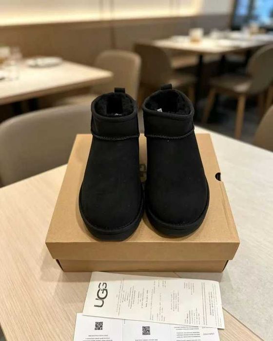 UGG / brązowy 39