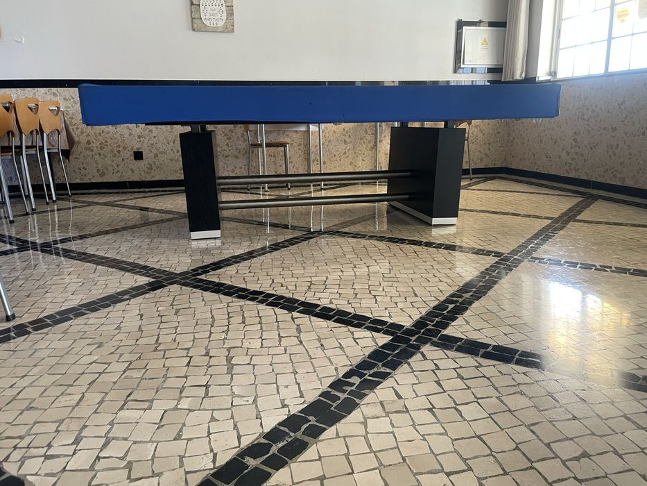 Bilhar Snooker preto linha moderna