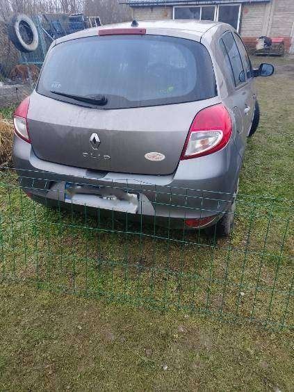 Renault Clio 3 na części ! Po "LIFCIE" cała na części !
