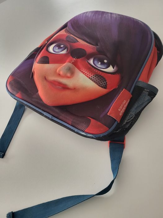 Lotes Mochilas/Saco Lady Bug e Hello Kitty