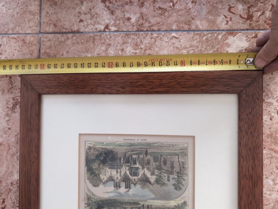 Gravura em madeira pintada á mão motivo Inglês com moldura incluída