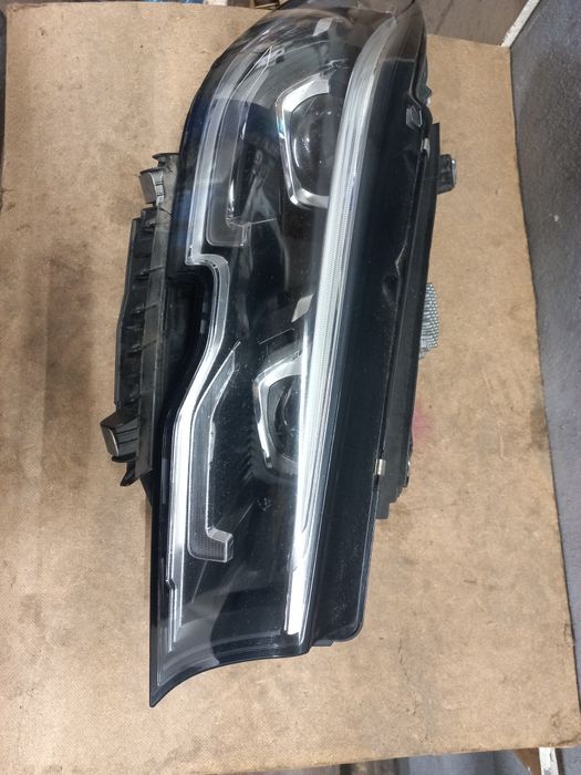 Lampa przód przednia prawa kompletna bmw g20 g21 led