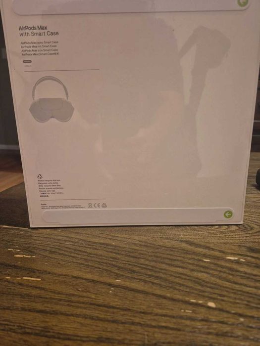 Idealny prezent|Nowe| nieużywane-Apple  AirPods Max