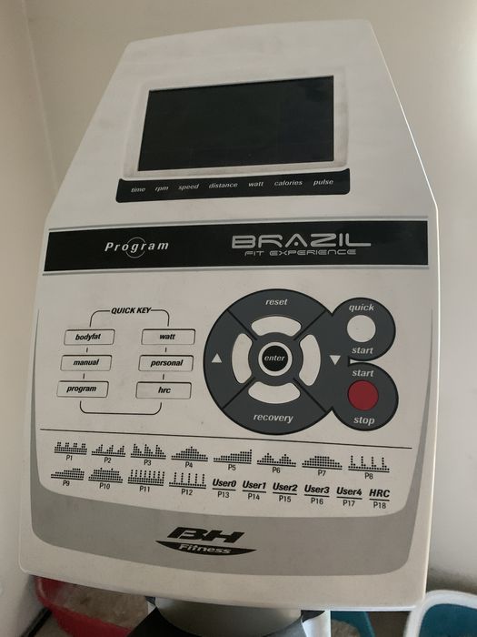 Bicicleta Elíptica BH Fitness BRAZIL