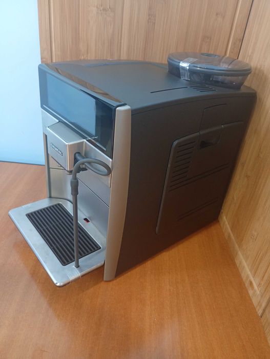 Siemens TE655203RW EQ.6 plus S500 - Ekspres do kawy, 1500W