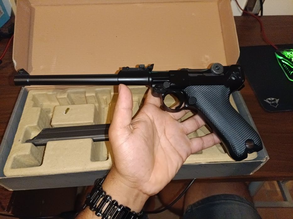 WE luger p08 airsoft