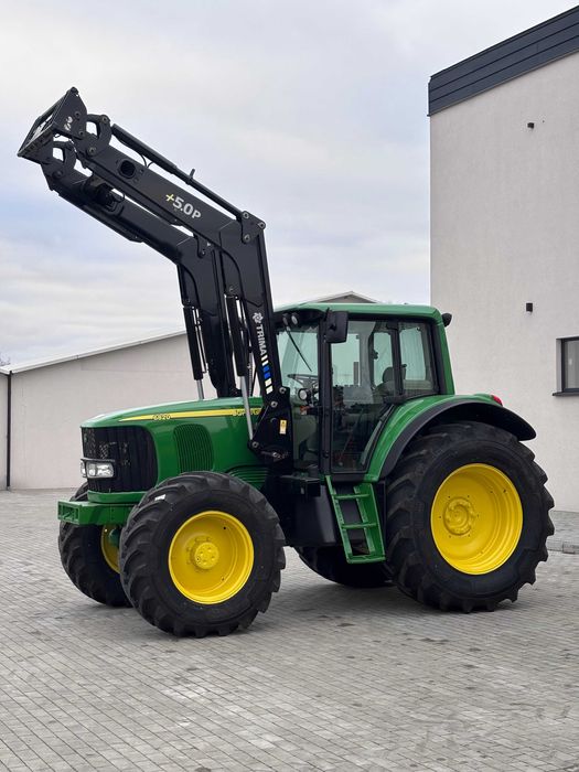 John Deere 6820 з фронтальним навантажувачемTrima