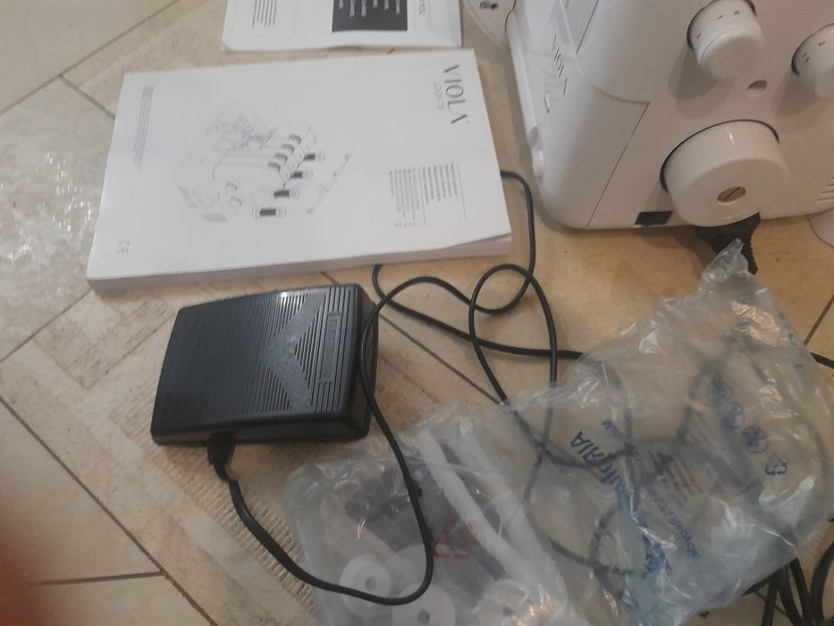 VIOLA Look T8 Maszyna do cięcia i szycia