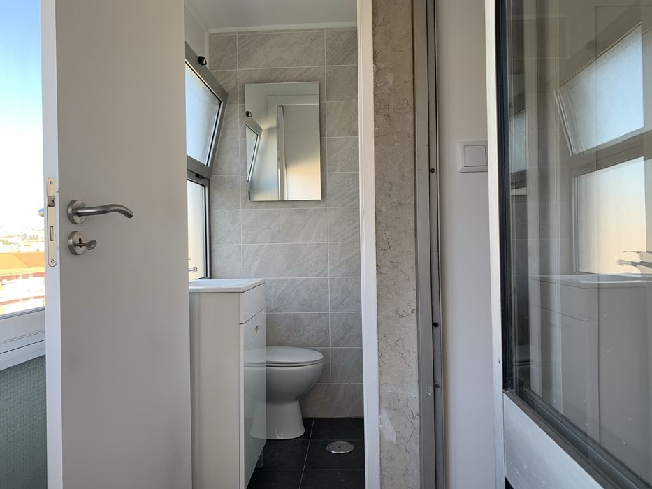 Quarto suite com varanda, odivelas