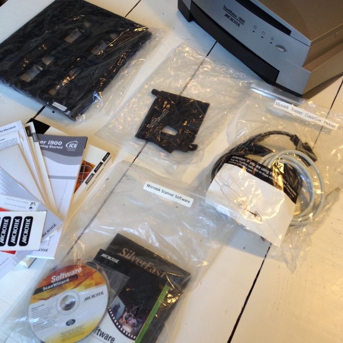 Scanner Microtek para negativos e diapositivos