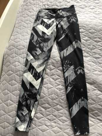 NIKE Legginsy Spodnie XS (34) / S (36)