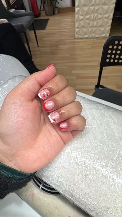 Manicure/pedicure  almada