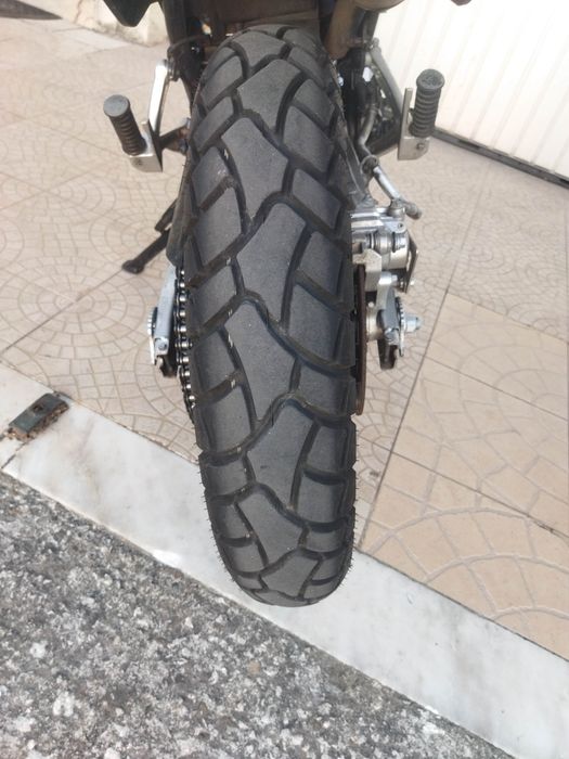 Yamaha XT 600, em bom estado, aceito retoma/troca