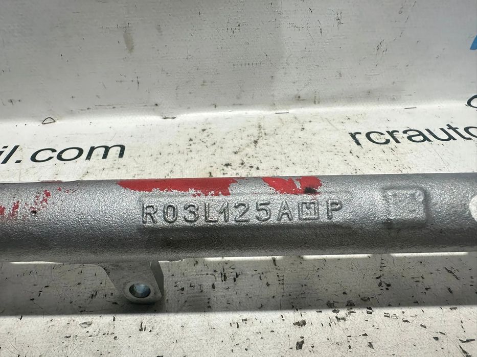 Regua Injeção Alta Pressão Common Rail VAG R03L125A Volkswagen Skoda