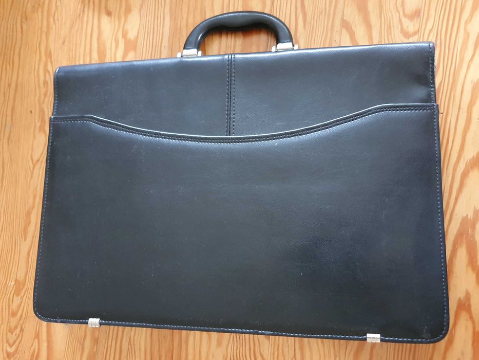 Czarna teczka/aktówka nowa