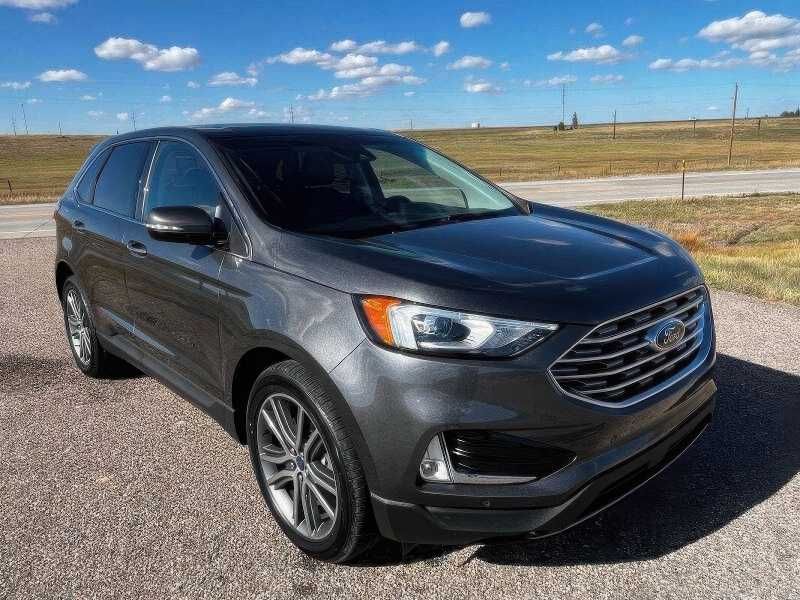 2020 Ford Edge Titanium