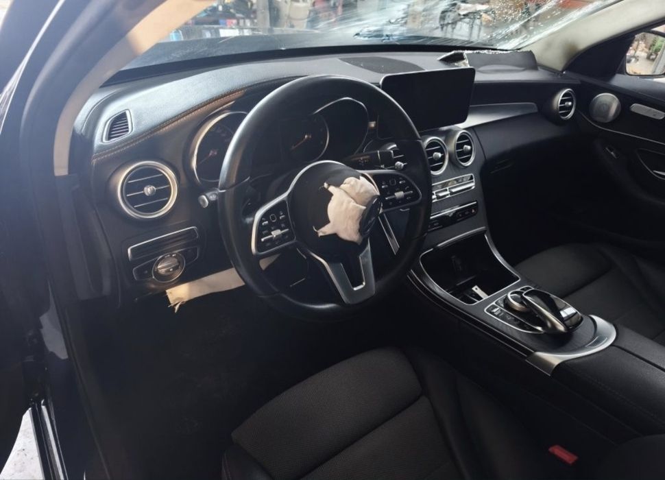 Mercedes  C300 h