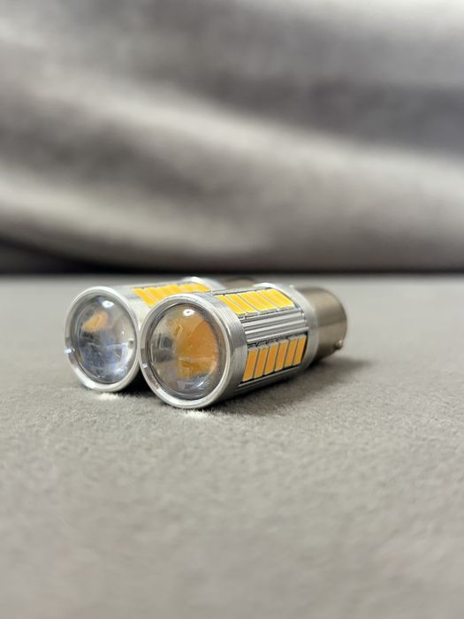 Led лампа P21W жовта