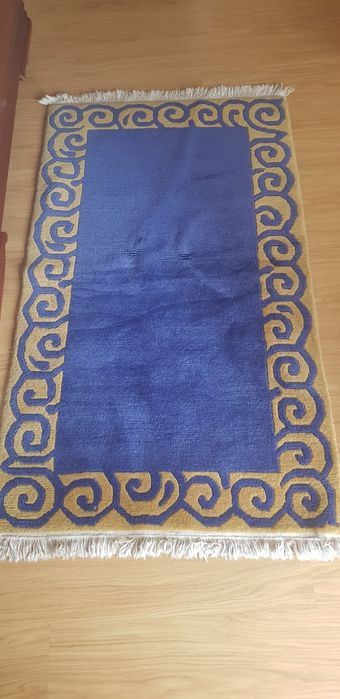 Conjunto carpete e tapete