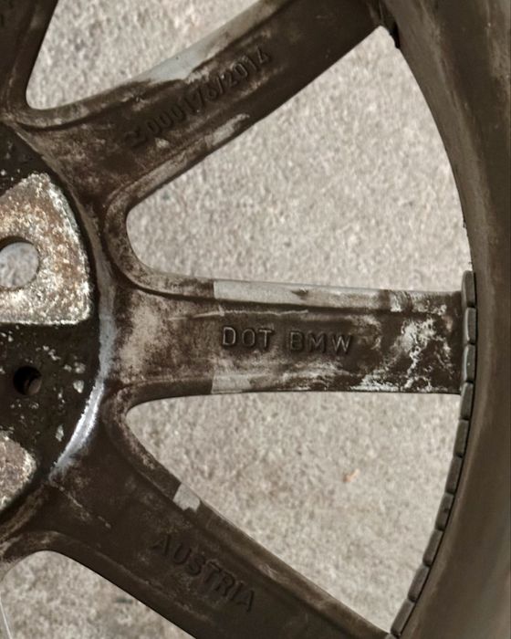 Conjunto jantes 17” originais Bmw + pneus 225/55/17 - grupo bmw audi