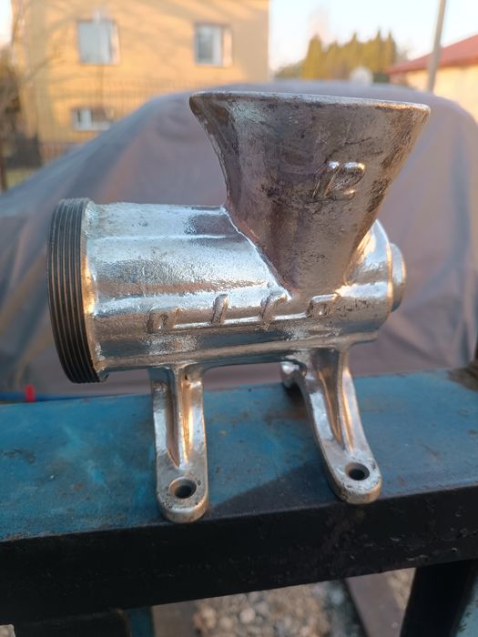 Maszynka do mięsa Alfa 12 z napędem 230V