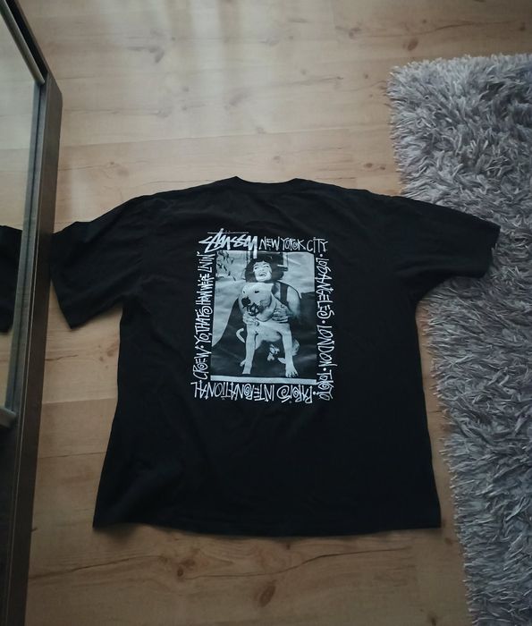Koszulka Stussy.