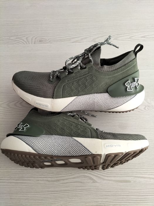 Męskie buty do biegania Under Armour UA HOVR Phan 43 (27,5 cm).New.