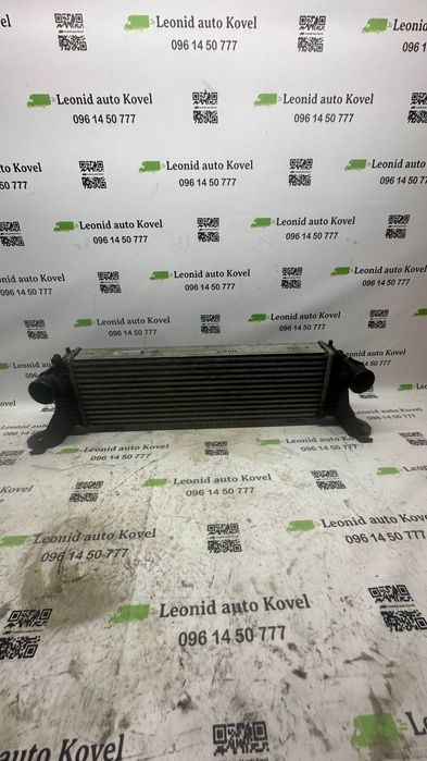 Радіатор інтеркуллера на Iveco Daily