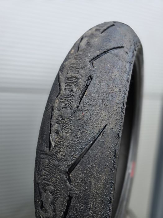 Opona Pirelli DiablonSupercorsa SP v4 120/70/17 rok 25