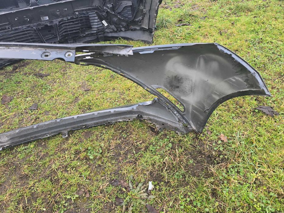 zderzak przód Toyota Aygo 2 II