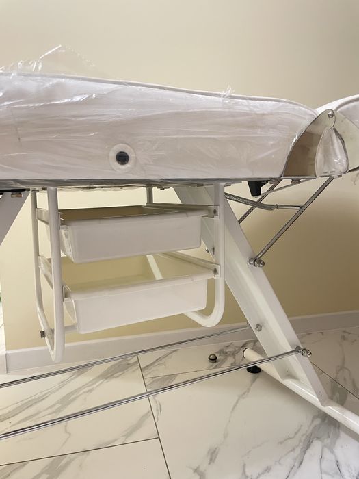 Łóżko kosmetyczne / fotel kosmetyczny