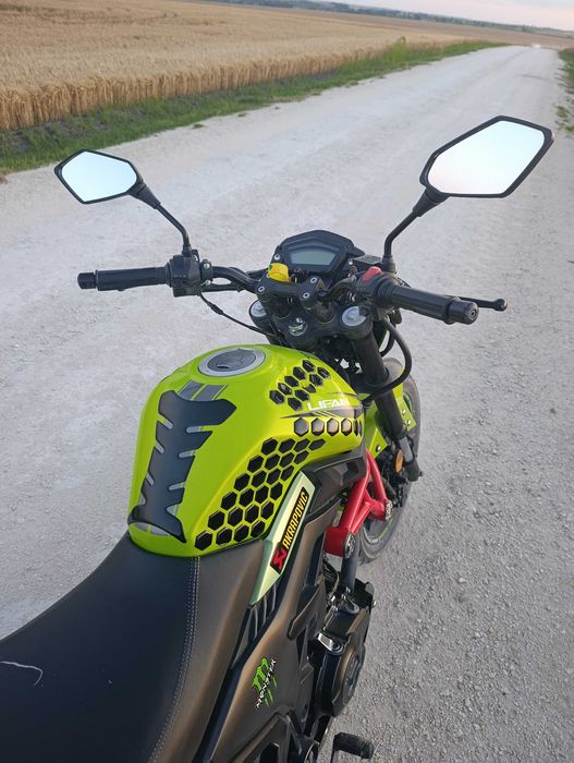 Мотоцикл sr200 lifan