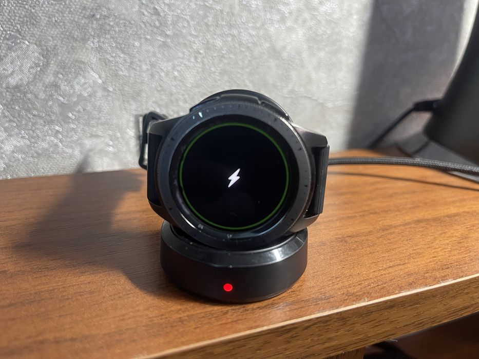 Часы Galaxy Watch 4