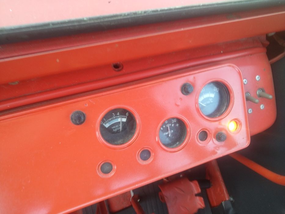 Продам т-25 владимерец.